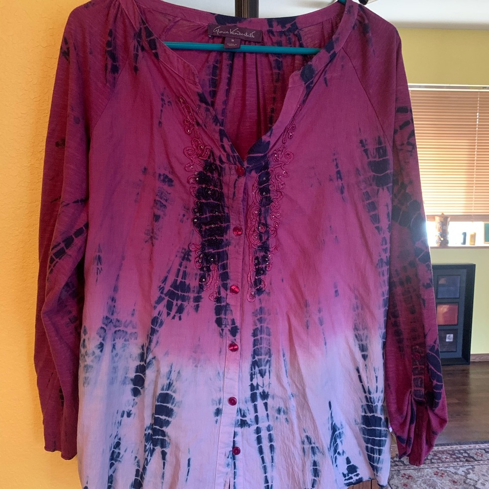 BLOUSE